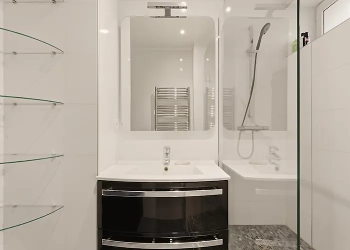 Ecrin Parisien Cosy & Chic Au Pied Des Champs Elysees 1 Min 파리